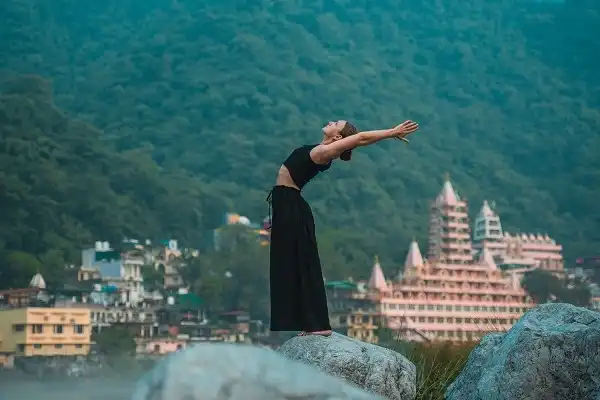 Yoga practice in 500 hour yoga ttc in india